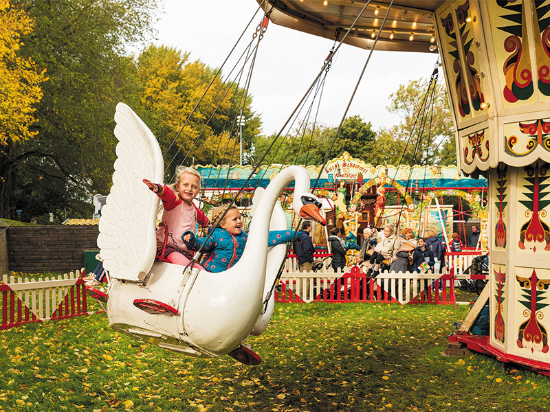 Zwieren en zwaaien op de Oudhollandse kermis